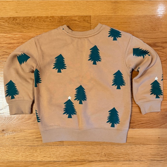 Holiday 4T Bundle - Picture 7 of 8